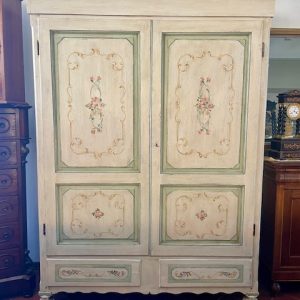 Armadio decorato